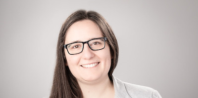 Porträt Dr. Renate Delucchi Danhier