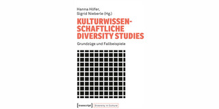 Buchcover: Weißer Hintergrund, Buchtitel orangefarben, darunter schwarz-weißes Gitternetz